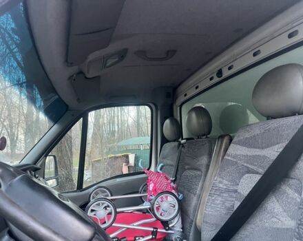 Белый Рено Мастер, объемом двигателя 2.5 л и пробегом 630 тыс. км за 4600 $, фото 3 на Automoto.ua