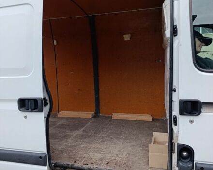 Белый Рено Мастер, объемом двигателя 3 л и пробегом 460 тыс. км за 7700 $, фото 10 на Automoto.ua