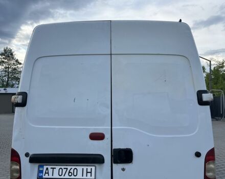 Белый Рено Мастер, объемом двигателя 2.5 л и пробегом 400 тыс. км за 5000 $, фото 3 на Automoto.ua