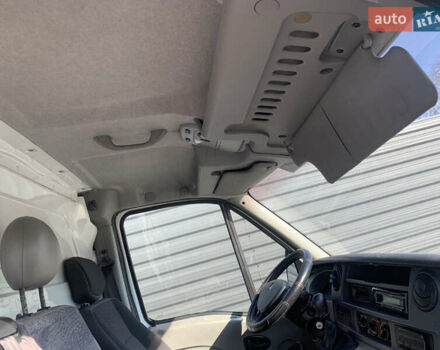 Белый Рено Мастер, объемом двигателя 2.95 л и пробегом 355 тыс. км за 7000 $, фото 16 на Automoto.ua