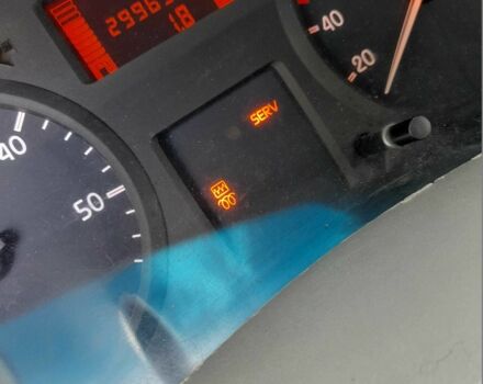 Белый Рено Мастер, объемом двигателя 2.5 л и пробегом 300 тыс. км за 5900 $, фото 3 на Automoto.ua