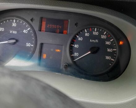 Белый Рено Мастер, объемом двигателя 2.5 л и пробегом 300 тыс. км за 5900 $, фото 6 на Automoto.ua