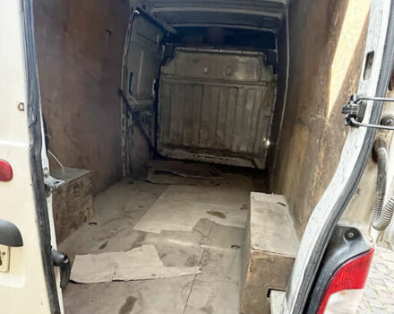 Белый Рено Мастер, объемом двигателя 2.46 л и пробегом 500 тыс. км за 6800 $, фото 3 на Automoto.ua