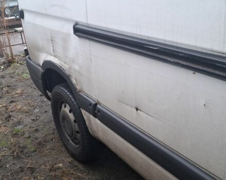 Белый Рено Мастер, объемом двигателя 2.5 л и пробегом 533 тыс. км за 4500 $, фото 5 на Automoto.ua