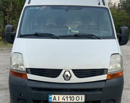 Белый Рено Мастер, объемом двигателя 2.5 л и пробегом 563 тыс. км за 7700 $, фото 1 на Automoto.ua