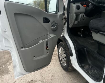 Белый Рено Мастер, объемом двигателя 2.5 л и пробегом 378 тыс. км за 6999 $, фото 11 на Automoto.ua