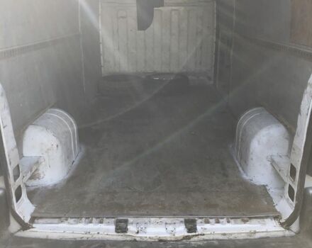 Белый Рено Мастер, объемом двигателя 2.5 л и пробегом 469 тыс. км за 6800 $, фото 6 на Automoto.ua