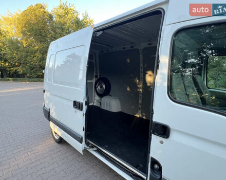 Білий Рено Мастєр, об'ємом двигуна 2.5 л та пробігом 445 тис. км за 7700 $, фото 23 на Automoto.ua