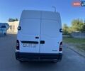 Белый Рено Мастер, объемом двигателя 2.46 л и пробегом 388 тыс. км за 8000 $, фото 3 на Automoto.ua