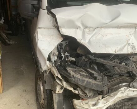 Белый Рено Мастер, объемом двигателя 2.5 л и пробегом 560 тыс. км за 3500 $, фото 2 на Automoto.ua