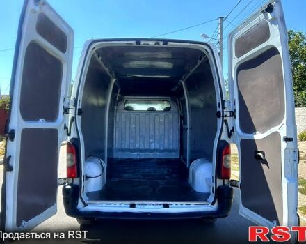 Рено Мастер 2008 в Николаеве на Automoto.ua Белый Рено Мастер, объемом двигателя 2.5 л и пробегом 450 тыс. км за 6500 $, фото 8 на Automoto.ua