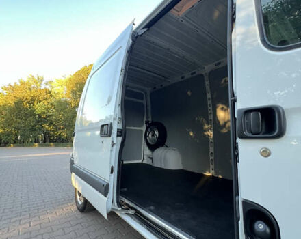 Білий Рено Мастєр, об'ємом двигуна 2.5 л та пробігом 445 тис. км за 7700 $, фото 20 на Automoto.ua