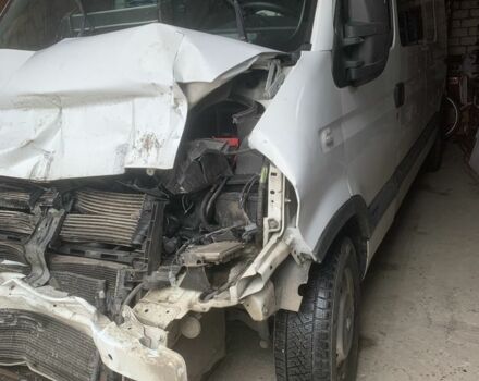 Белый Рено Мастер, объемом двигателя 2.5 л и пробегом 560 тыс. км за 3500 $, фото 1 на Automoto.ua