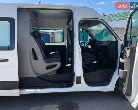 Белый Рено Мастер, объемом двигателя 2.3 л и пробегом 372 тыс. км за 13000 $, фото 13 на Automoto.ua