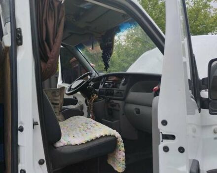 Белый Рено Мастер, объемом двигателя 2.46 л и пробегом 600 тыс. км за 8888 $, фото 13 на Automoto.ua