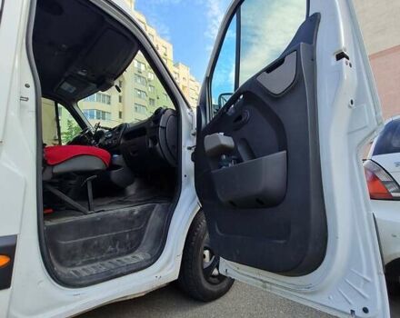 Белый Рено Мастер, объемом двигателя 2.3 л и пробегом 340 тыс. км за 9200 $, фото 33 на Automoto.ua