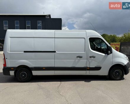 Белый Рено Мастер, объемом двигателя 2.3 л и пробегом 259 тыс. км за 14600 $, фото 4 на Automoto.ua