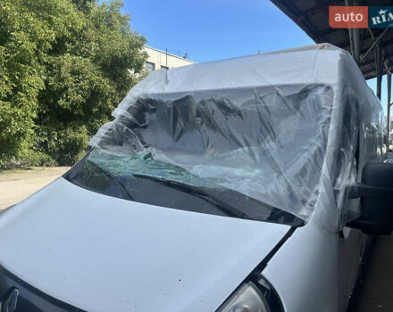 Білий Рено Мастєр, об'ємом двигуна 2.3 л та пробігом 1 тис. км за 4800 $, фото 6 на Automoto.ua