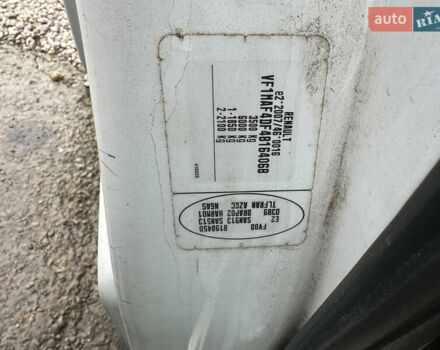 Белый Рено Мастер, объемом двигателя 2.3 л и пробегом 325 тыс. км за 13300 $, фото 40 на Automoto.ua