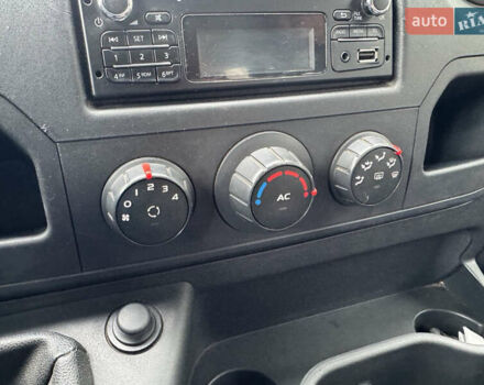 Белый Рено Мастер, объемом двигателя 2.3 л и пробегом 530 тыс. км за 9350 $, фото 18 на Automoto.ua