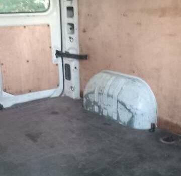 Белый Рено Мастер, объемом двигателя 2.3 л и пробегом 370 тыс. км за 10000 $, фото 9 на Automoto.ua