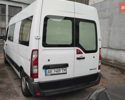 Белый Рено Мастер, объемом двигателя 2.3 л и пробегом 263 тыс. км за 13000 $, фото 3 на Automoto.ua