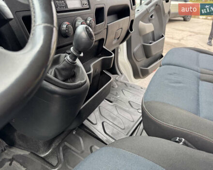 Белый Рено Мастер, объемом двигателя 2.3 л и пробегом 530 тыс. км за 9350 $, фото 9 на Automoto.ua