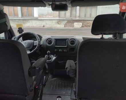 Белый Рено Мастер, объемом двигателя 2.3 л и пробегом 263 тыс. км за 13000 $, фото 10 на Automoto.ua