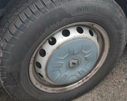 Белый Рено Мастер, объемом двигателя 2.3 л и пробегом 263 тыс. км за 13000 $, фото 17 на Automoto.ua