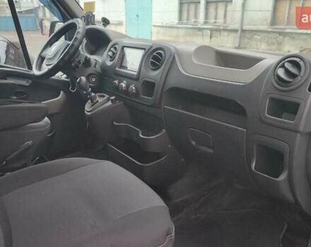 Белый Рено Мастер, объемом двигателя 2.3 л и пробегом 263 тыс. км за 13000 $, фото 6 на Automoto.ua