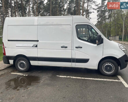 Белый Рено Мастер, объемом двигателя 2.3 л и пробегом 128 тыс. км за 13200 $, фото 2 на Automoto.ua