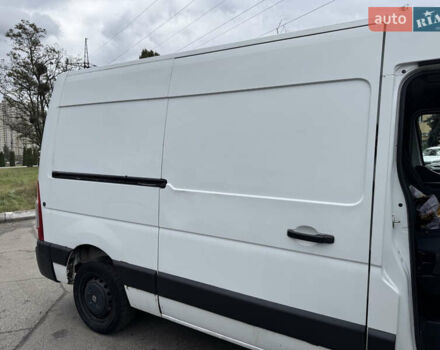 Белый Рено Мастер, объемом двигателя 2.3 л и пробегом 530 тыс. км за 9350 $, фото 15 на Automoto.ua