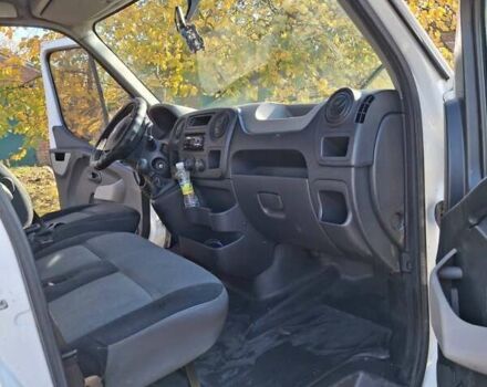 Білий Рено Мастєр, об'ємом двигуна 2.3 л та пробігом 550 тис. км за 10800 $, фото 1 на Automoto.ua