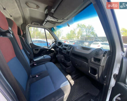 Белый Рено Мастер, объемом двигателя 2.3 л и пробегом 514 тыс. км за 8500 $, фото 6 на Automoto.ua