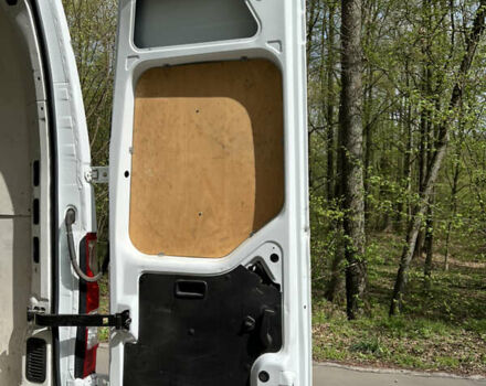 Белый Рено Мастер, объемом двигателя 2.3 л и пробегом 280 тыс. км за 12500 $, фото 16 на Automoto.ua