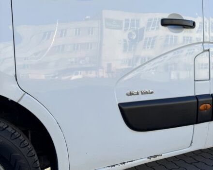 Белый Рено Мастер, объемом двигателя 2.3 л и пробегом 519 тыс. км за 10712 $, фото 7 на Automoto.ua