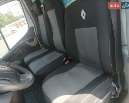 Белый Рено Мастер, объемом двигателя 2.3 л и пробегом 375 тыс. км за 11500 $, фото 4 на Automoto.ua