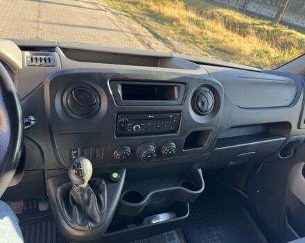 Белый Рено Мастер, объемом двигателя 2.3 л и пробегом 519 тыс. км за 10712 $, фото 12 на Automoto.ua