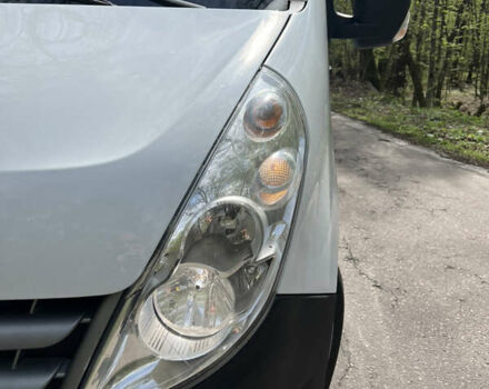 Белый Рено Мастер, объемом двигателя 2.3 л и пробегом 280 тыс. км за 12500 $, фото 6 на Automoto.ua