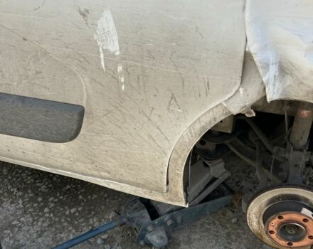 Белый Рено Мастер, объемом двигателя 2.3 л и пробегом 367 тыс. км за 6100 $, фото 2 на Automoto.ua