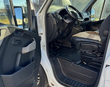 Белый Рено Мастер, объемом двигателя 2.3 л и пробегом 519 тыс. км за 10712 $, фото 14 на Automoto.ua