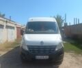 Белый Рено Мастер, объемом двигателя 2.3 л и пробегом 380 тыс. км за 10800 $, фото 1 на Automoto.ua