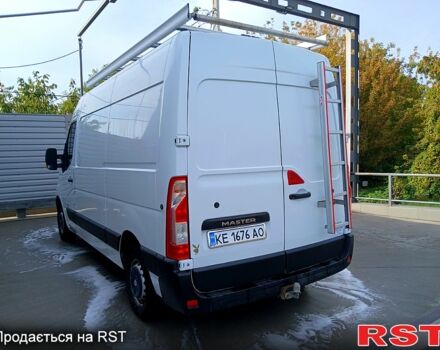 Белый Рено Мастер, объемом двигателя 2.3 л и пробегом 330 тыс. км за 12300 $, фото 3 на Automoto.ua
