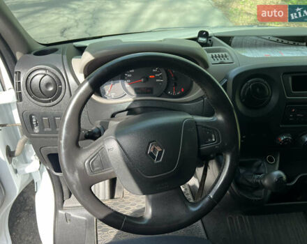 Белый Рено Мастер, объемом двигателя 2.3 л и пробегом 280 тыс. км за 12500 $, фото 49 на Automoto.ua