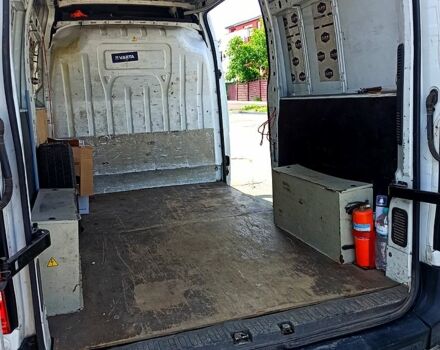 Белый Рено Мастер, объемом двигателя 2.3 л и пробегом 365 тыс. км за 9000 $, фото 3 на Automoto.ua