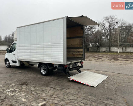 Белый Рено Мастер, объемом двигателя 2.3 л и пробегом 271 тыс. км за 15700 $, фото 5 на Automoto.ua