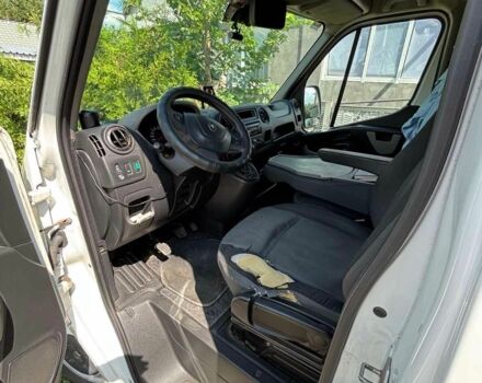 Белый Рено Мастер, объемом двигателя 2.3 л и пробегом 432 тыс. км за 13900 $, фото 5 на Automoto.ua