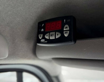 Белый Рено Мастер, объемом двигателя 2.3 л и пробегом 138 тыс. км за 24999 $, фото 51 на Automoto.ua