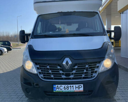 Белый Рено Мастер, объемом двигателя 2.3 л и пробегом 350 тыс. км за 12500 $, фото 1 на Automoto.ua