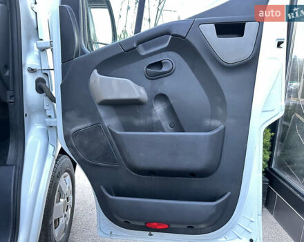 Білий Рено Мастєр, об'ємом двигуна 2.3 л та пробігом 325 тис. км за 11900 $, фото 16 на Automoto.ua